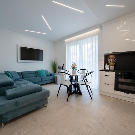 Apartament Z Tarasem Morska 8 Rewal 50M Do Morza Apartamento Exterior foto