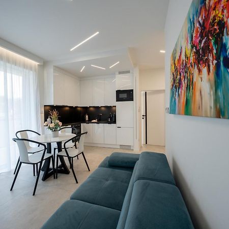 Apartament Z Tarasem Morska 8 Rewal 50M Do Morza Apartamento Exterior foto